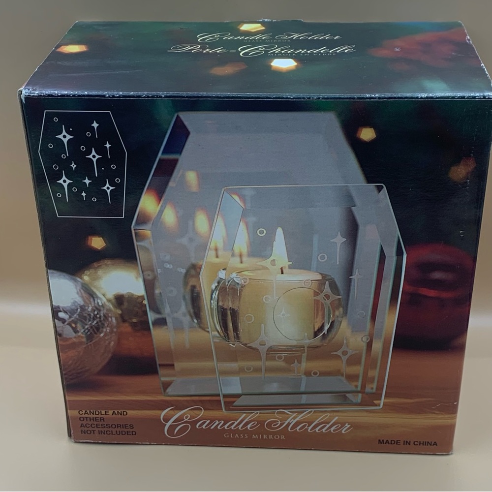Mirrored candle holder